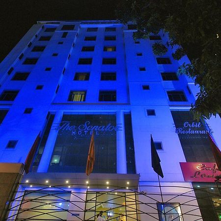 The Senator Hotel Calcuta Exterior foto